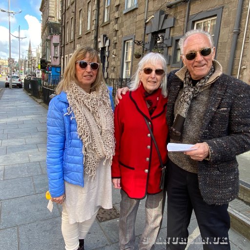 142 Nethergate with family - 22-03-30 12-00-33 0058